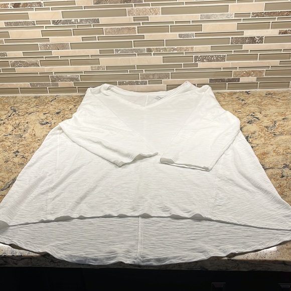 Bundle of (2) Chico’s Tops - Picture 6 of 10